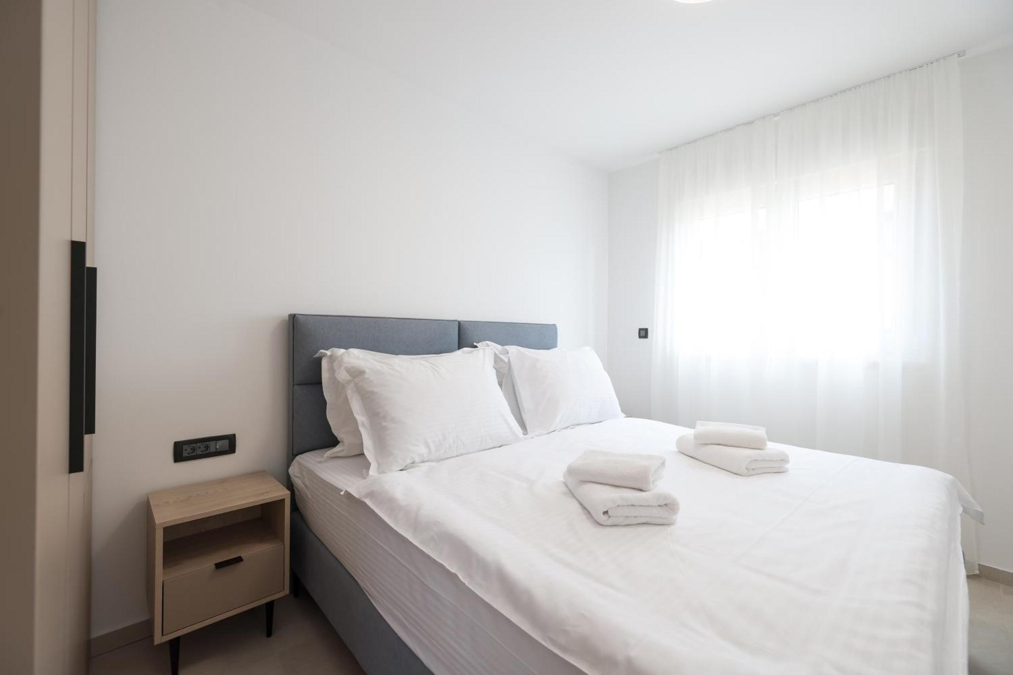 Deluxe Apartments Privlaka On The Sand Extérieur photo
